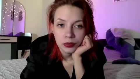 Snapshot of rosenrot_k chatting on May 5, 2026, 8:11 am Kasey online show from May 5, 2026, 8:11 am