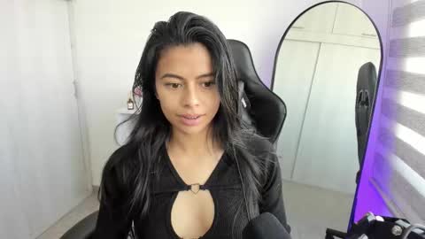 Snapshot of roseparis chatting on January 11, 2026, 3:28 pm Nat online show from January 11, 2026, 3:28 pm