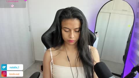 Snapshot of roseparis chatting on February 4, 2026, 2:45 pm Nat online show from February 4, 2026, 2:45 pm