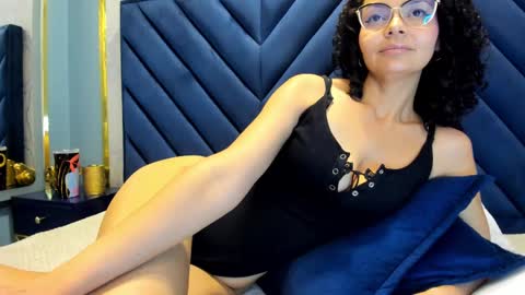     online show from March 9, 2025, 5:49 pm