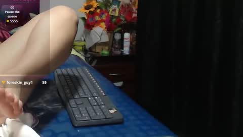 Snapshot of roshy_multisquirt chatting on November 13, 2025, 7:57 pm roshy online show from November 13, 2025, 7:57 pm