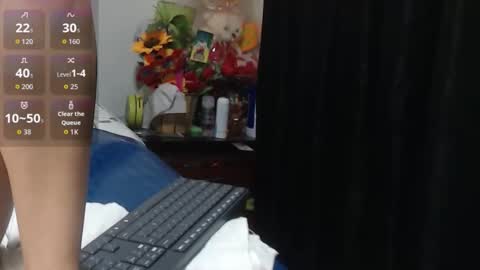 Snapshot of roshy_multisquirt chatting on December 4, 2025, 2:37 pm roshy online show from December 4, 2025, 2:37 pm