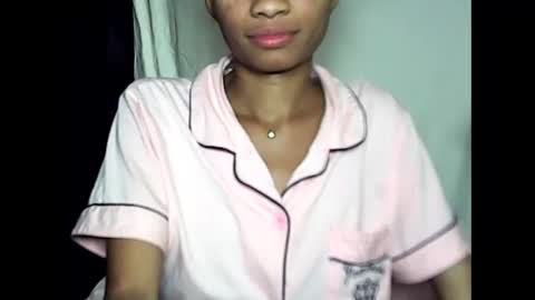 rosie6601 online show from May 16, 2026, 12:18 am