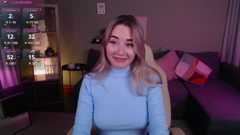 Rosie online show from November 3, 2025, 2:02 am