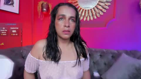 Snapshot of rosie_stone_ chatting on May 28, 2026, 3:48 am Rosa online show from May 28, 2026, 3:48 am