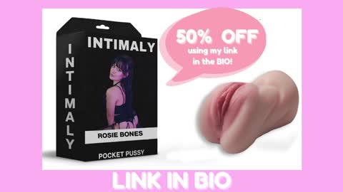 Snapshot of rosiebones chatting on March 8, 2025, 8:14 pm Rosie Bones online show from March 8, 2025, 8:14 pm