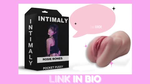 Snapshot of rosiebones chatting on March 8, 2025, 11:18 pm Rosie Bones online show from March 8, 2025, 11:18 pm