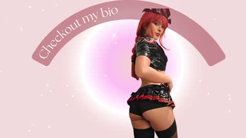 Snapshot of rosiebones chatting on November 14, 2025, 9:02 pm Rosie Bones online show from November 14, 2025, 9:02 pm