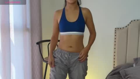 Snapshot of ross_bakerhot chatting on February 28, 2025, 3:37 pm Ross BakerHot online show from February 28, 2025, 3:37 pm