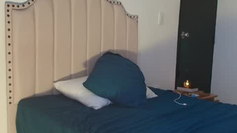 Snapshot of ross_bakerhot chatting on January 9, 2026, 2:20 pm Ross BakerHot online show from January 9, 2026, 2:20 pm