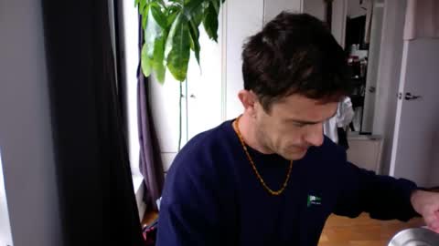 RossCollab online show from November 12, 2025, 3:01 pm