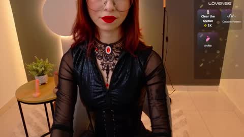 Miss Rosse online show from October 18, 2025, 3:13 pm