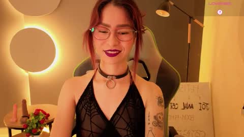 Snapshot of rosse_98_ chatting on March 4, 2026, 1:06 pm Miss Rosse online show from March 4, 2026, 1:06 pm