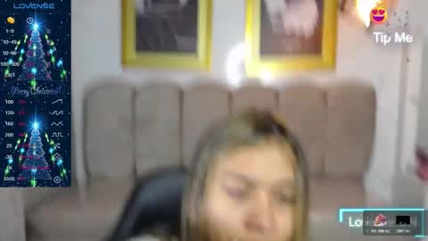 Snapshot of rosse_jeane_v chatting on December 19, 2025, 3:46 am rosse jeane v online show from December 19, 2025, 3:46 am