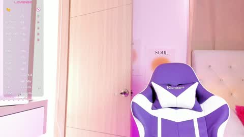 Snapshot of rossedaw_ chatting on December 11, 2024, 6:09 pm Rosse Daw Independent model online show from December 11, 2024, 6:09 pm