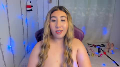 Snapshot of rossedemond30 chatting on February 22, 2026, 1:51 am ROSSE DEMOND online show from February 22, 2026, 1:51 am