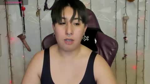 ROSSE DEMOND  online show from May 13, 2026, 9:11 pm