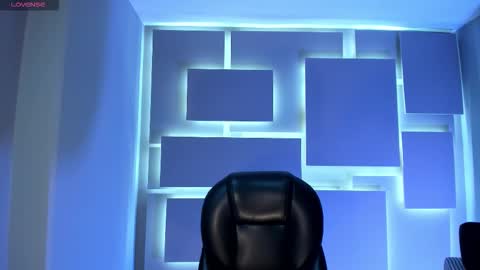 Rossie Rivers online show from February 25, 2026, 12:04 pm