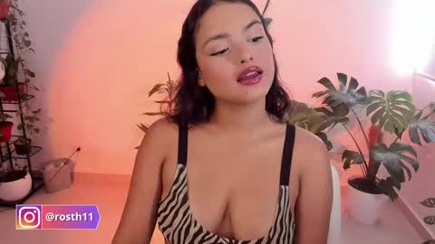 Snapshot of rossth11 chatting on November 19, 2025, 7:14 pm Im Ross online show from November 19, 2025, 7:14 pm