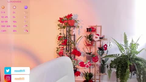 Snapshot of rossth11 chatting on November 26, 2025, 7:04 pm Im Ross online show from November 26, 2025, 7:04 pm