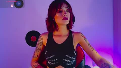 rot_wallace online show from October 10, 2025, 10:31 pm