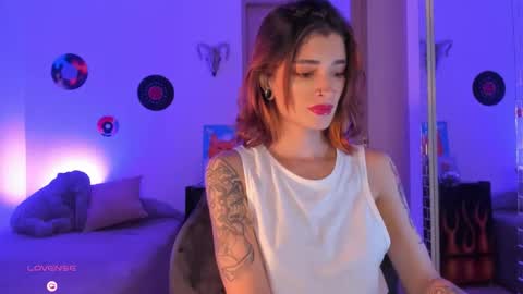 Snapshot of rot_wallace chatting on February 1, 2026, 9:46 pm rot_wallace online show from February 1, 2026, 9:46 pm