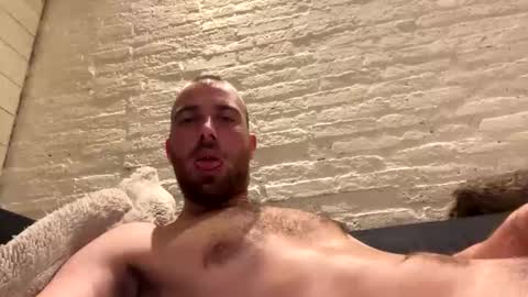 Snapshot of rotteei1 chatting on November 20, 2025, 9:25 pm rotteei1 online show from November 20, 2025, 9:25 pm