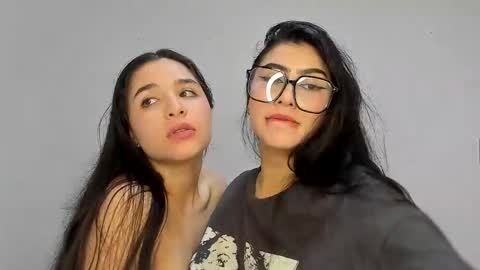 Snapshot of rous_and_sweet chatting on December 23, 2025, 2:42 am Rous and Sweet online show from December 23, 2025, 2:42 am