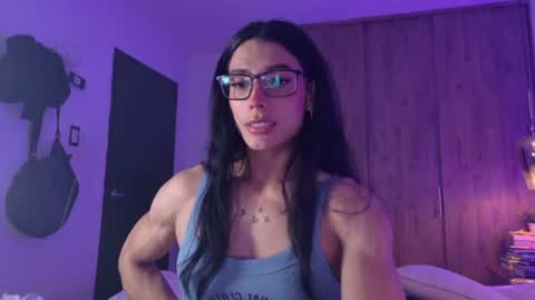 Snapshot of rouse_leon chatting on June 9, 2026, 6:30 pm Rouse leon online show from June 9, 2026, 6:30 pm