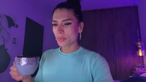 Snapshot of rouse_leon chatting on June 16, 2026, 8:00 pm Rouse leon online show from June 16, 2026, 8:00 pm