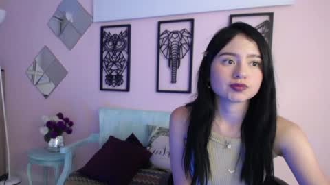 Snapshot of rousee_v chatting on December 21, 2024, 3:36 am Rousee online show from December 21, 2024, 3:36 am