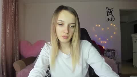 Snapshot of rousereed chatting on February 16, 2026, 12:45 pm Rouse online show from February 16, 2026, 12:45 pm