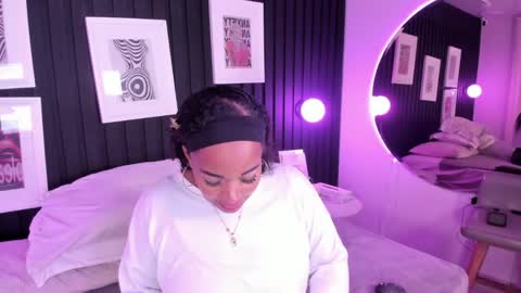 rouses_malih online show from May 17, 2026, 11:17 am