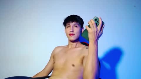 Snapshot of rowanboy23 chatting on November 9, 2025, 1:04 am rowanboy23 online show from November 9, 2025, 1:04 am