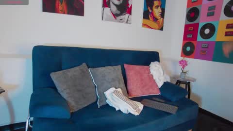 Rowan online show from October 15, 2025, 12:27 pm