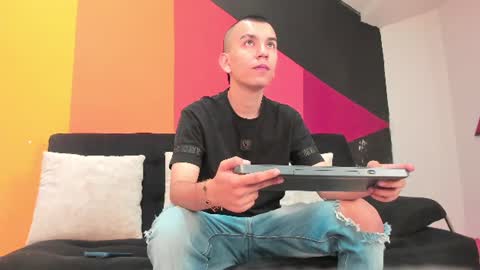 Snapshot of rowancley chatting on July 1, 2026, 11:45 am Rowan online show from July 1, 2026, 11:45 am