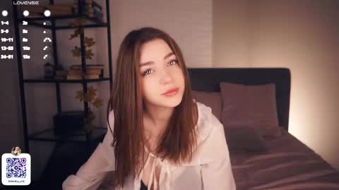 Snapshot of rowenahallman chatting on February 12, 2025, 3:40 am Michelle online show from February 12, 2025, 3:40 am