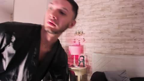 Snapshot of rowley_devi chatting on May 20, 2026, 11:27 am Row online show from May 20, 2026, 11:27 am