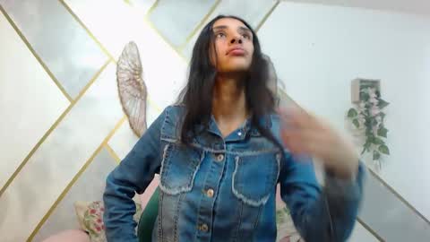 Snapshot of roxana_cyrano chatting on November 14, 2025, 7:12 pm online show from November 14, 2025, 7:12 pm