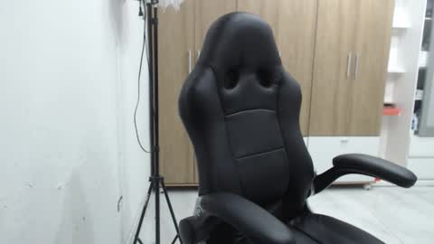 Snapshot of roxanalove7 chatting on January 7, 2026, 2:14 am Roxana online show from January 7, 2026, 2:14 am