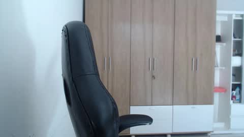 Snapshot of roxanalove7 chatting on February 28, 2026, 6:42 pm Roxana online show from February 28, 2026, 6:42 pm