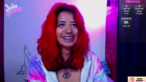 Snapshot of roxanbunny chatting on October 7, 2025, 12:02 pm roxxy online show from October 7, 2025, 12:02 pm