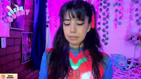Snapshot of roxanbunny chatting on April 10, 2026, 5:23 am roxxy online show from April 10, 2026, 5:23 am
