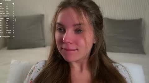 roxannastoo online show from September 26, 2025, 1:09 am