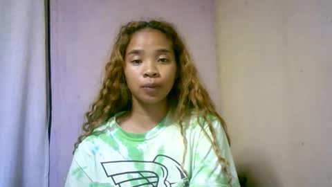 Snapshot of roxanne_98 chatting on January 17, 2026, 3:28 pm roxanne_98 online show from January 17, 2026, 3:28 pm