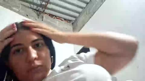 Snapshot of roxi_liss chatting on September 30, 2025, 12:04 am roxi_liss online show from September 30, 2025, 12:04 am