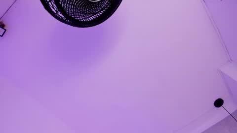Roxie  online show from June 27, 2026, 7:41 pm