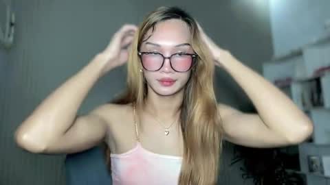 Snapshot of roxie_walton69x chatting on April 25, 2026, 3:09 pm Roxie online show from April 25, 2026, 3:09 pm