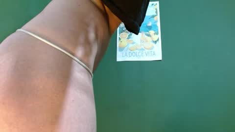Snapshot of roxiehood chatting on May 28, 2026, 1:36 am Roxie online show from May 28, 2026, 1:36 am