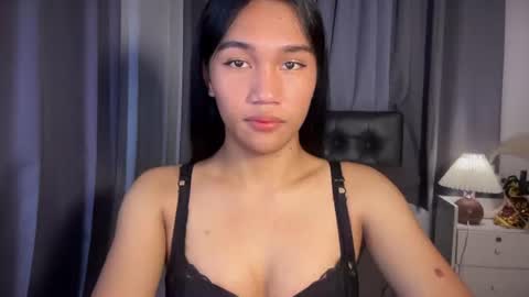 roxiethogersen online show from July 20, 2026, 8:39 am